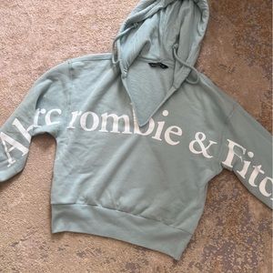 Abercrombie cropped hoodie